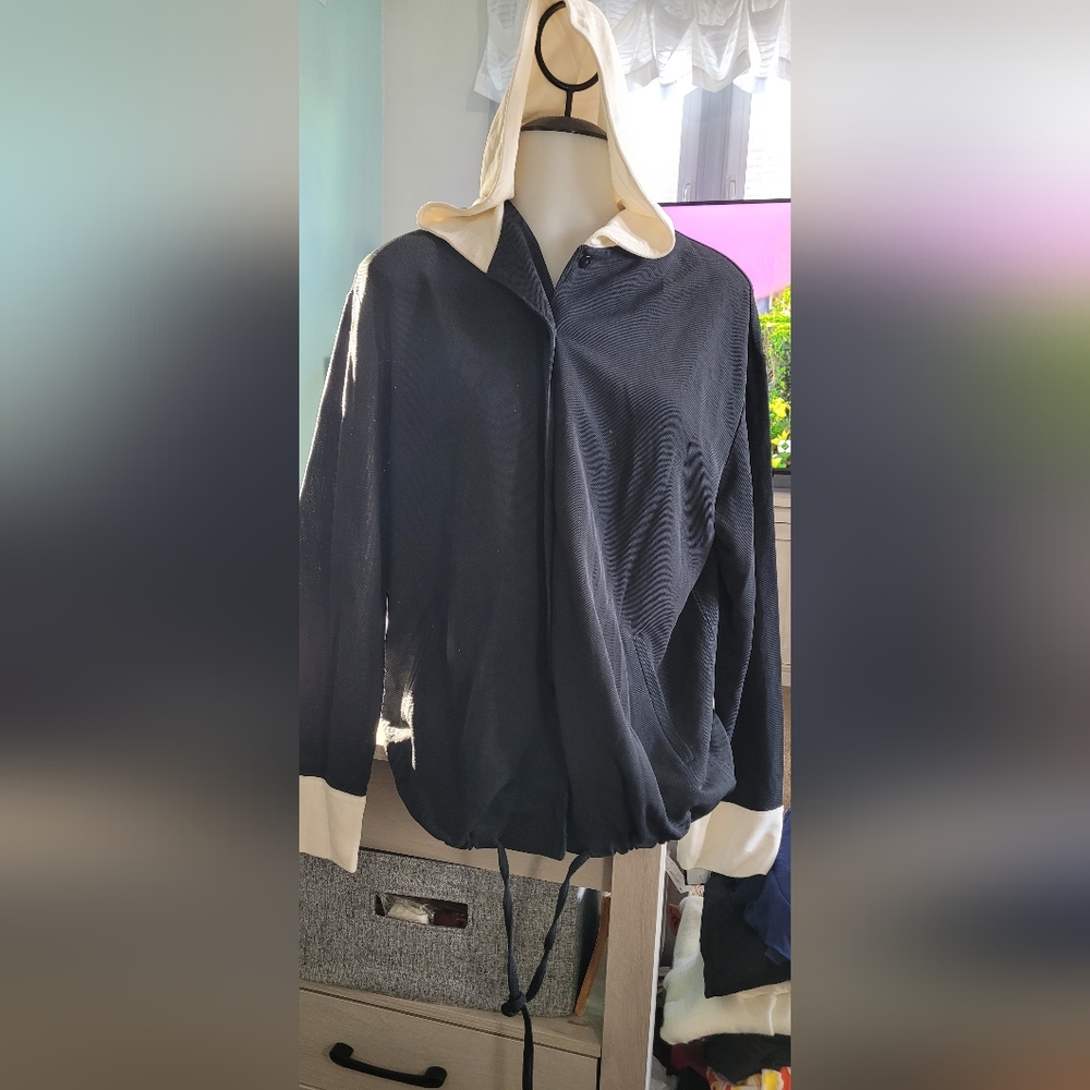 Diane Gilman Nwt Black and White Hooded Silk Blend  Jacket/ Shirt